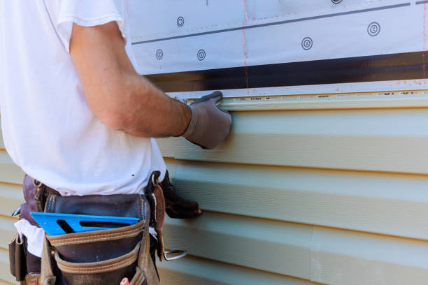 Trusted Storm Damage Siding Repair service in Johnstown, NY - Creative Siding